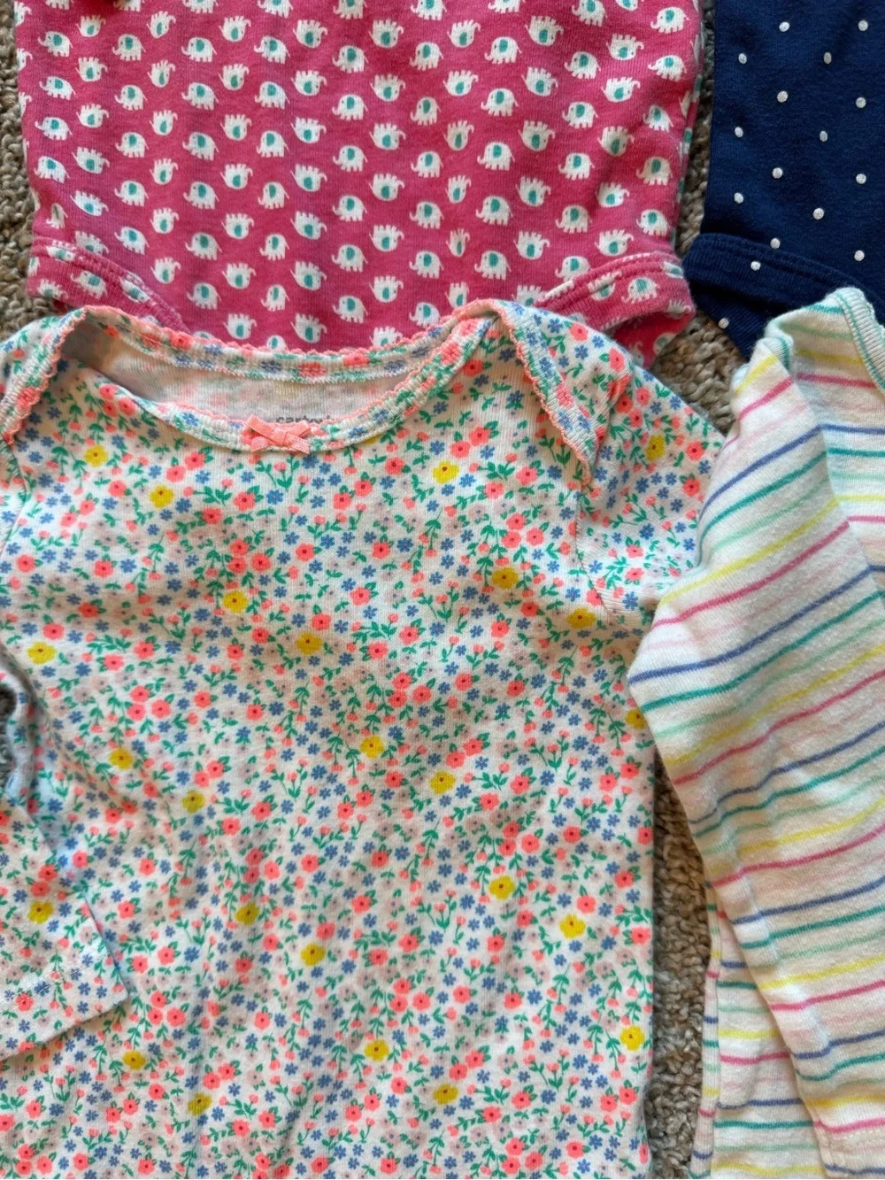 Baby Girl Clothing Bundle Carter’s Onesies Pajamas Leggings Lot size 12 Months